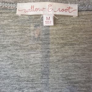 Willow & Root Women's Top/Blouse.